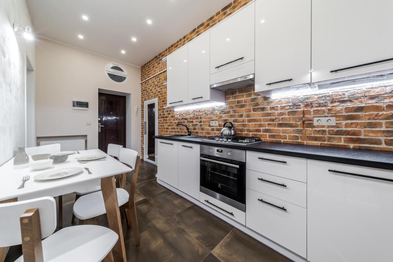 Inshiapartments On Grigorenko'S Square Lviv Buitenkant foto